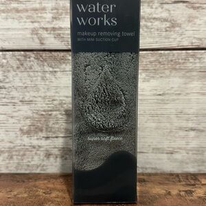 Water Works Gray Makeup Removing Towel